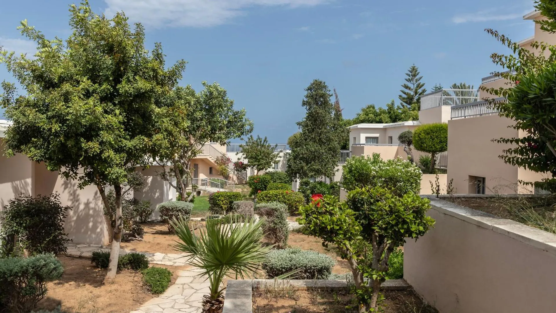 Louis St. Elias Resort&Waterpark Protaras 4*,